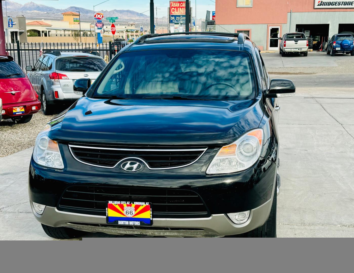 2012 Black /tan Hyundai Veracruz (KM8NU4CC0CU) , located at 2190 Hwy 95, Bullhead City, AZ, 86442, (928) 704-0060, 0.000000, 0.000000 - 2012 Hyundai Veracruz Limited edition. 3rd row seating 3.8 V6. leather, automatic. loaded. Free warranty. bluetooth. dual exhaust. Financing available. - Photo#3